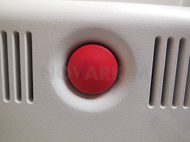 GE On/Off Emergency Switch Senograph DMR+ 2 Detail.JPG
