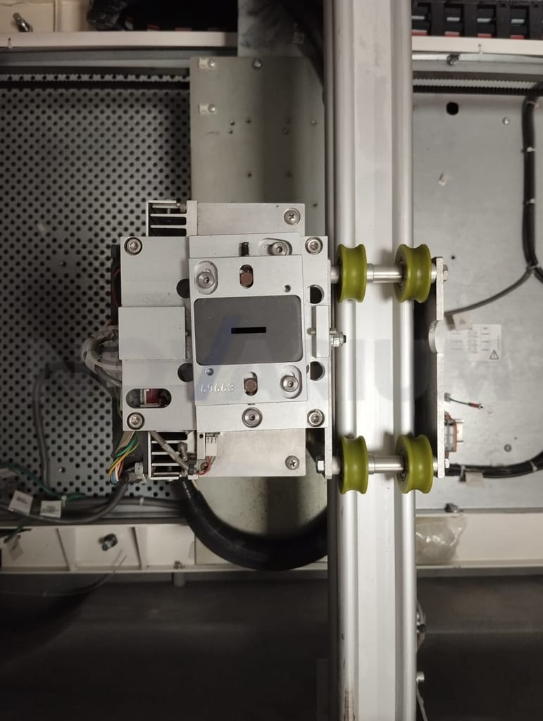 GE LNR8915 - Collimator Assy.jpg