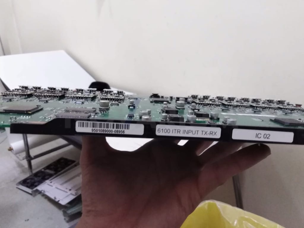 Esaote 9501089000 - Alphanumeric Keyboard 6100 ITR INPUT TX-RX.jpg