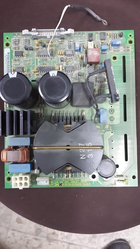 Siemens 1820401 D950 Board.jpg
