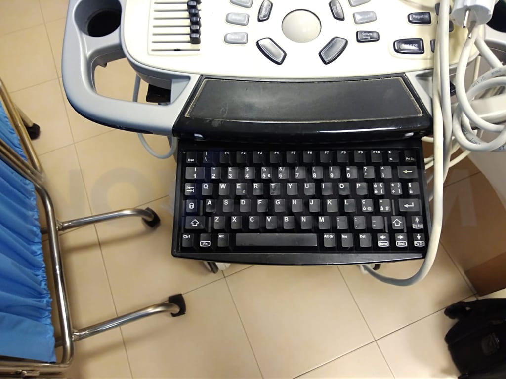 GE 066E3201 Alphanumeric Keyboard.jpg