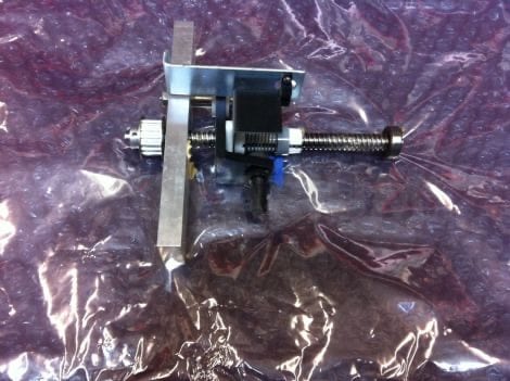 GE 45067212 - X-Ray Tube Rotation Screw.jpg