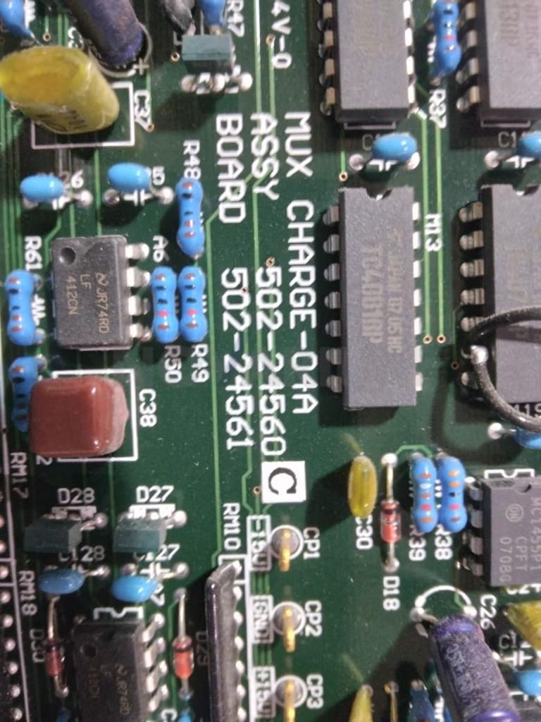 Shimadzu 502-24560 - MUX Charge 04A, 502-24561.jpeg