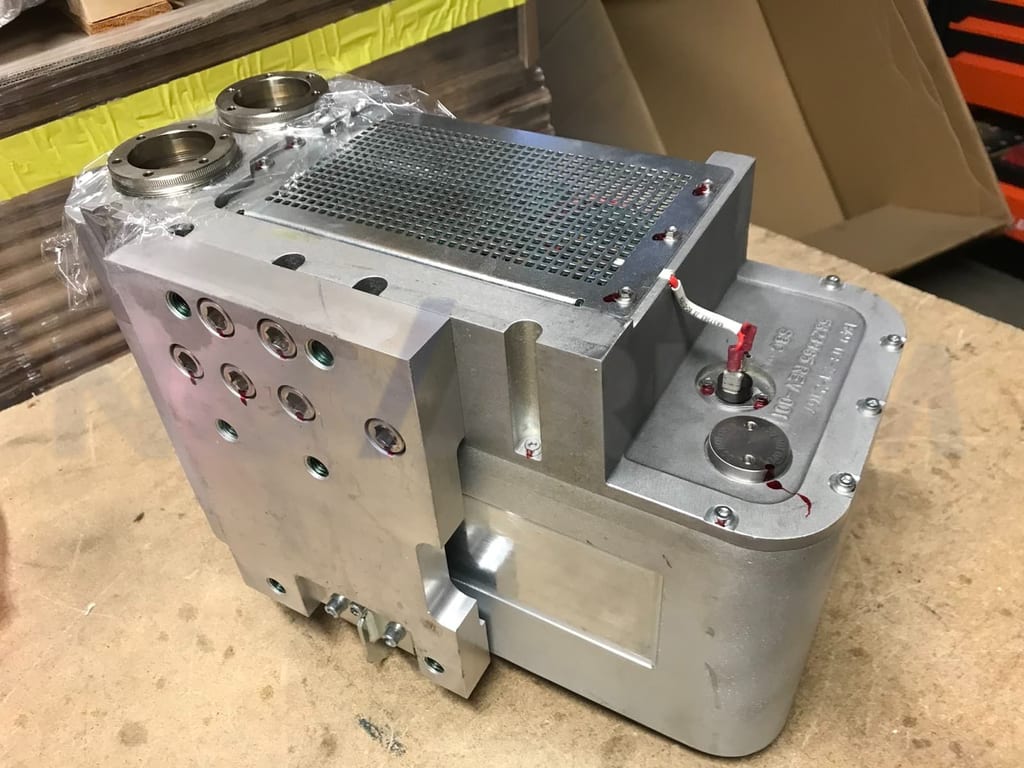 GE 2237336-7 - Hemit 2.0 Tank.jpg