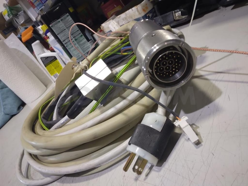 Philips 9896-000-08881 - Stand Trolley Cable, Mains.jpeg