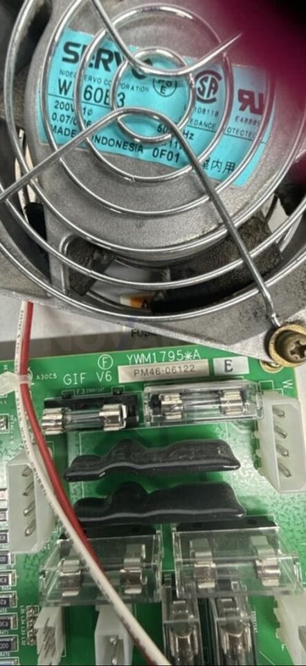 Toshiba PM46-06122-1 - GIF V6 Board.jpg
