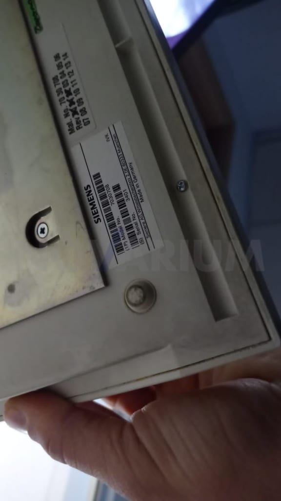 Siemens 7030708 - Remote Control Desk .jpg