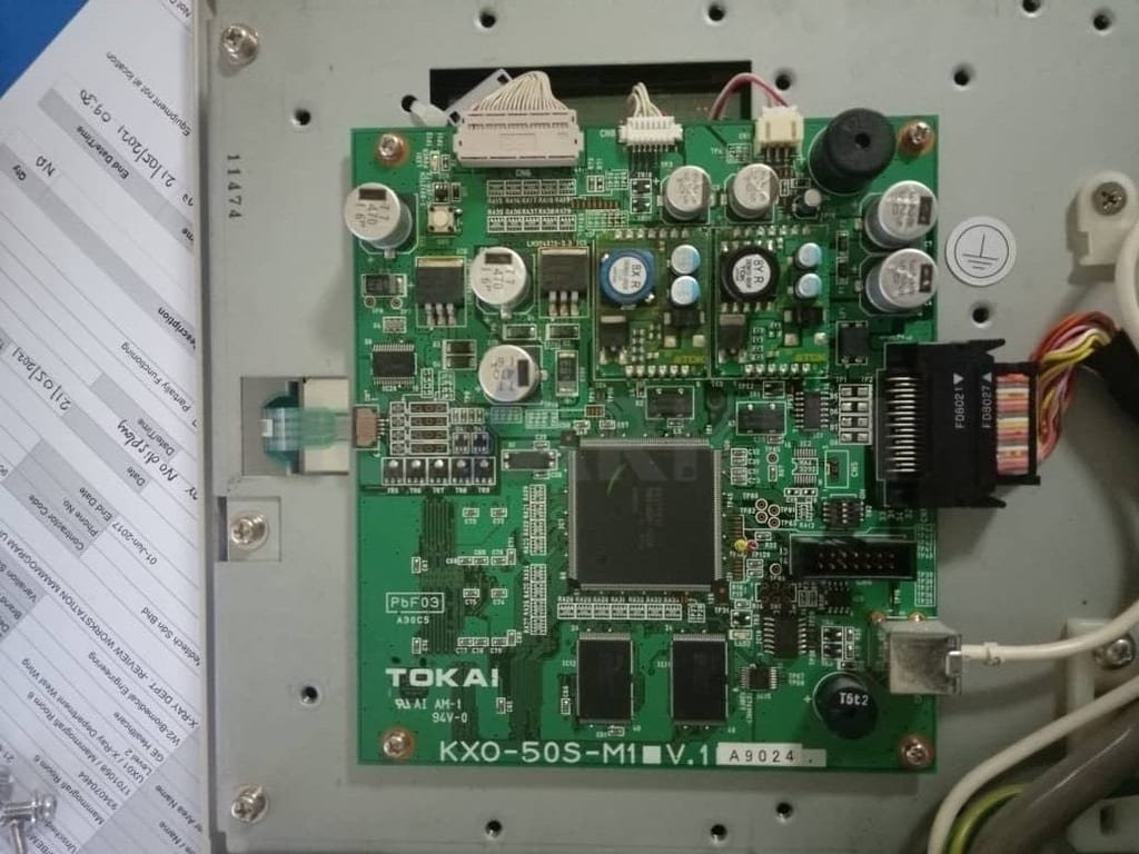Toshiba A9024 - Operator Console (2).jpg