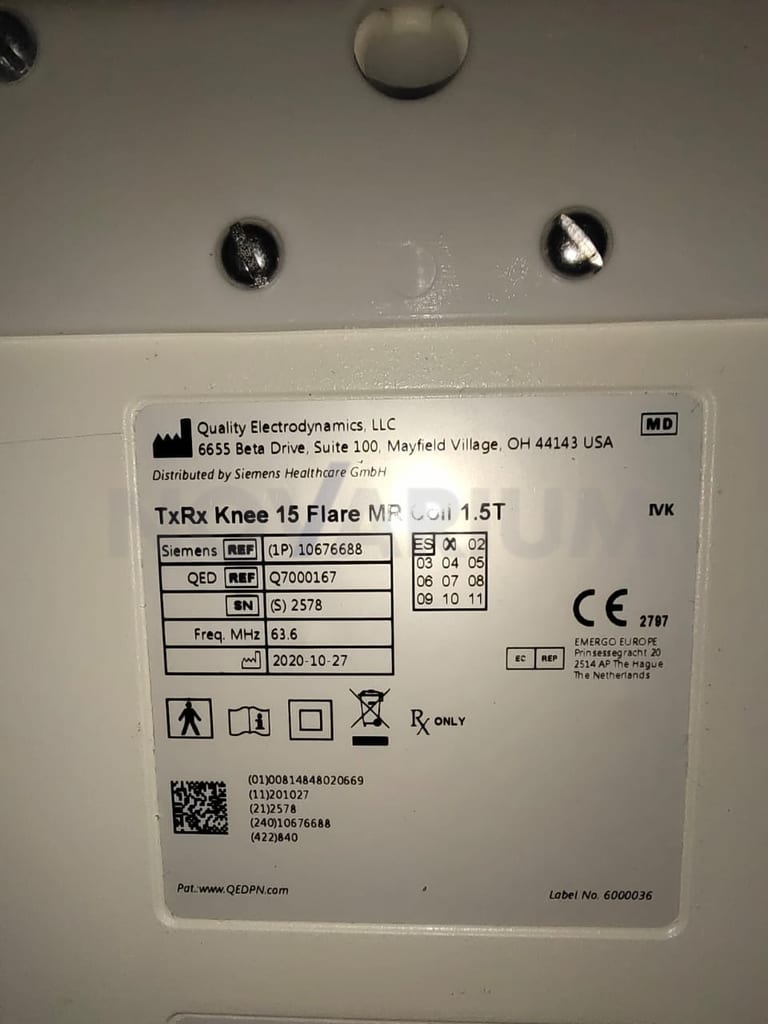 Siemens 10676688 - TxRx Knee 15 Flare Coil.png