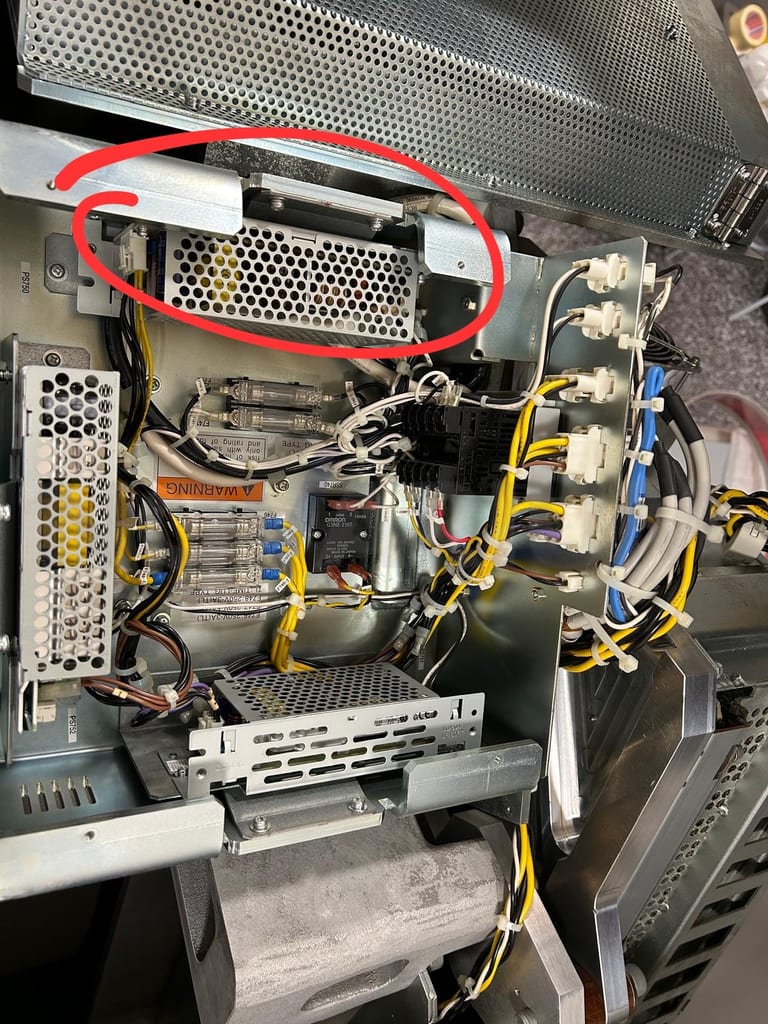 Toshiba LFA75F-5 - Power Supply Cosel (1).jpg