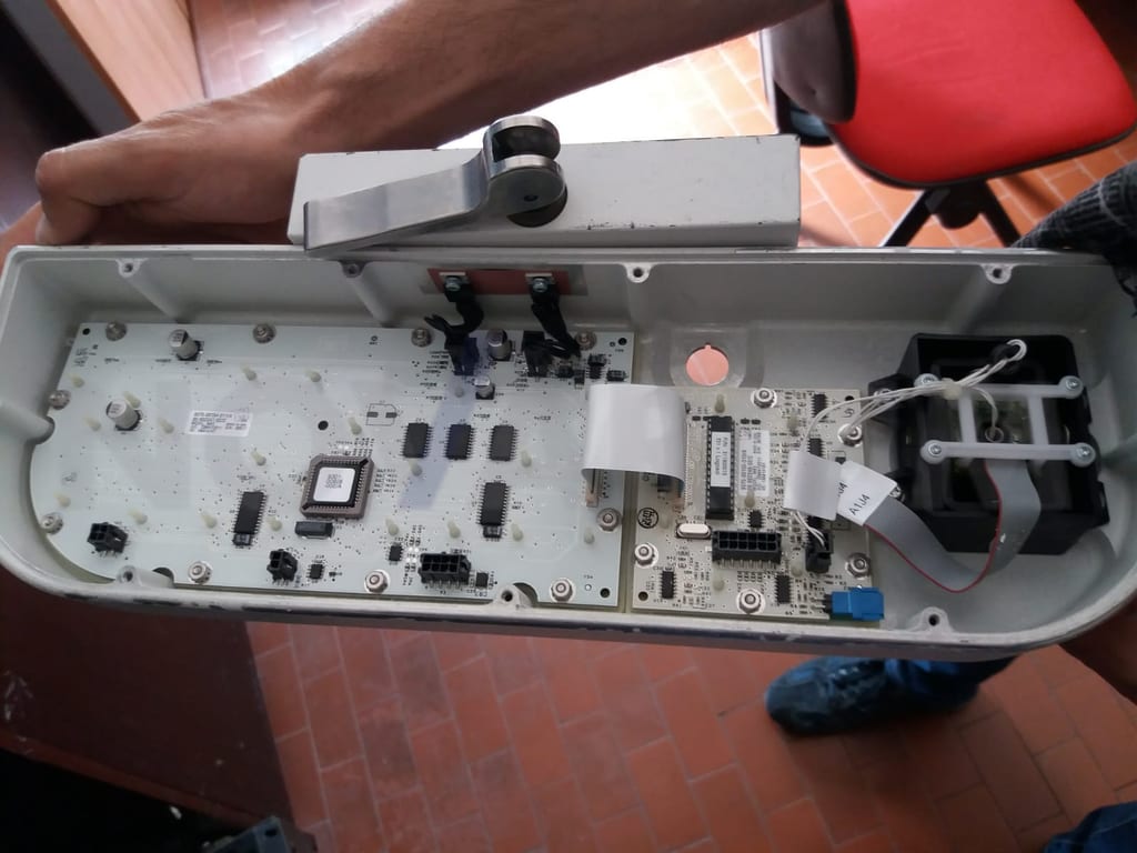 GE 00-902247-02/D MKE Board in Console OEC-9900 (1).jpeg