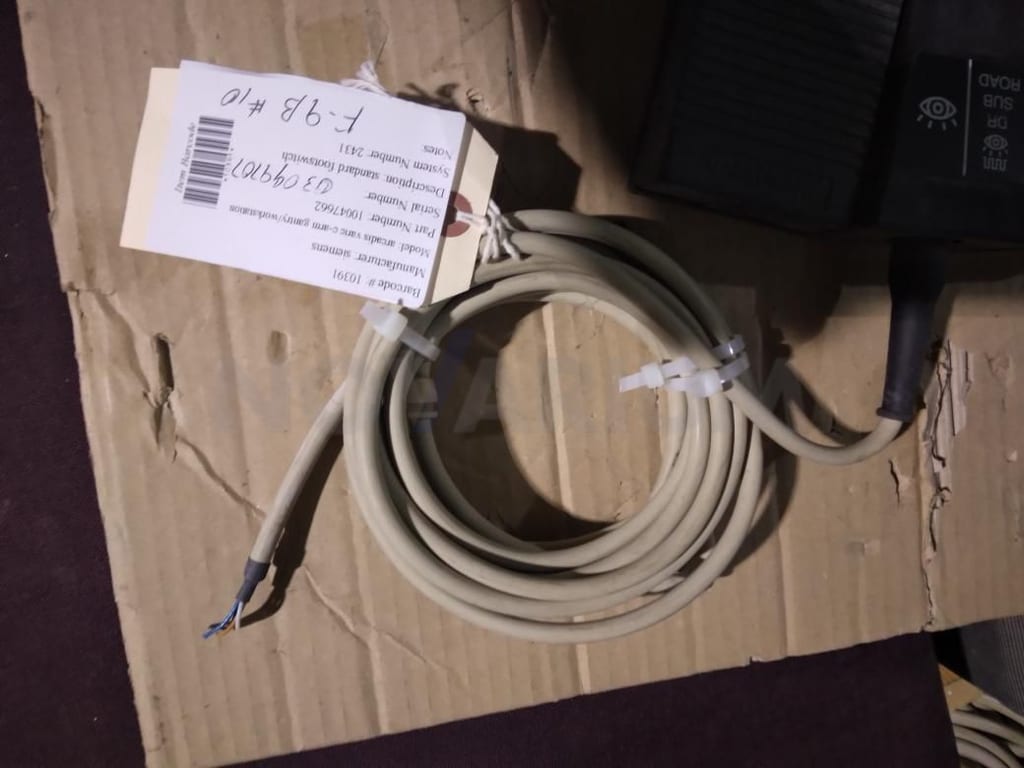 Siemens 03099707 - Footswitch G5437 (2).jpeg