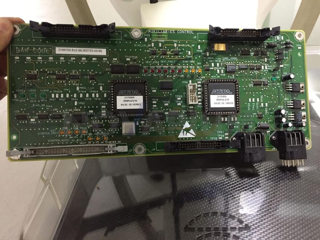 GE 2149154 - Auxiliar Control Board 300PL.jpg