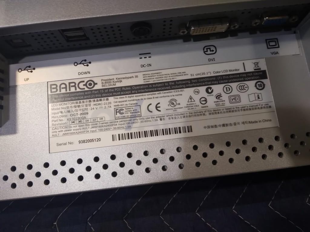 Hologic K9301900A - LCD Monitor Barco MDRC-2120.jpeg