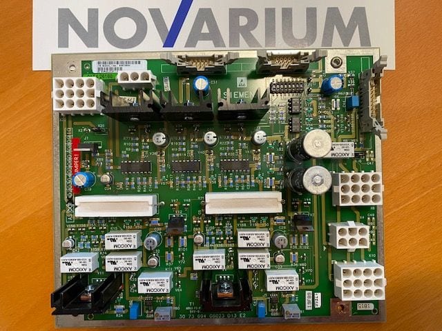 Siemens 3073694 - D13 Control Board.jpg