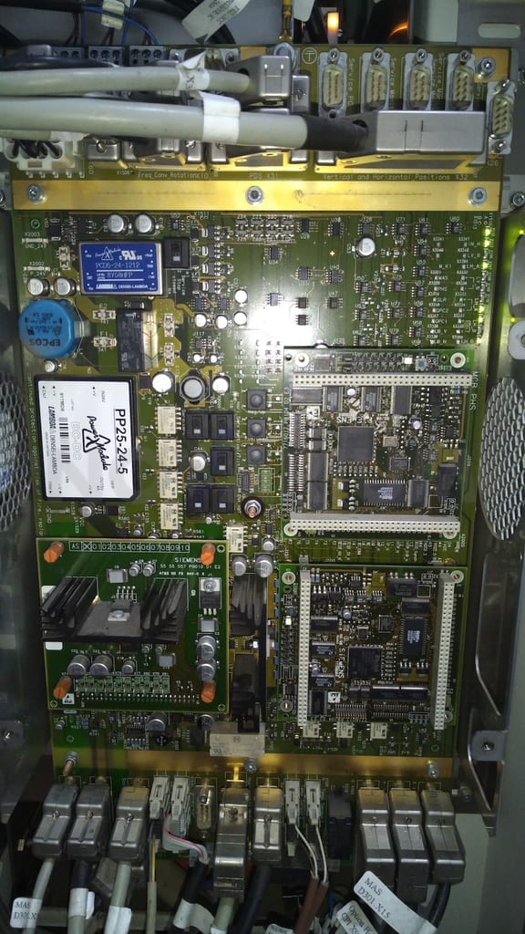 Siemens 3811614 - Board D301 MAS Assy, 5555748 (Vspecial).jpg