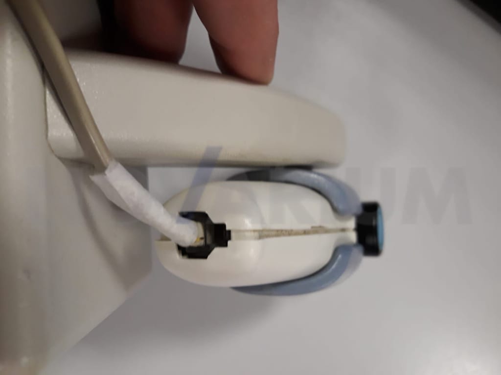 GE - Console Handswitch plus Cable.jpg