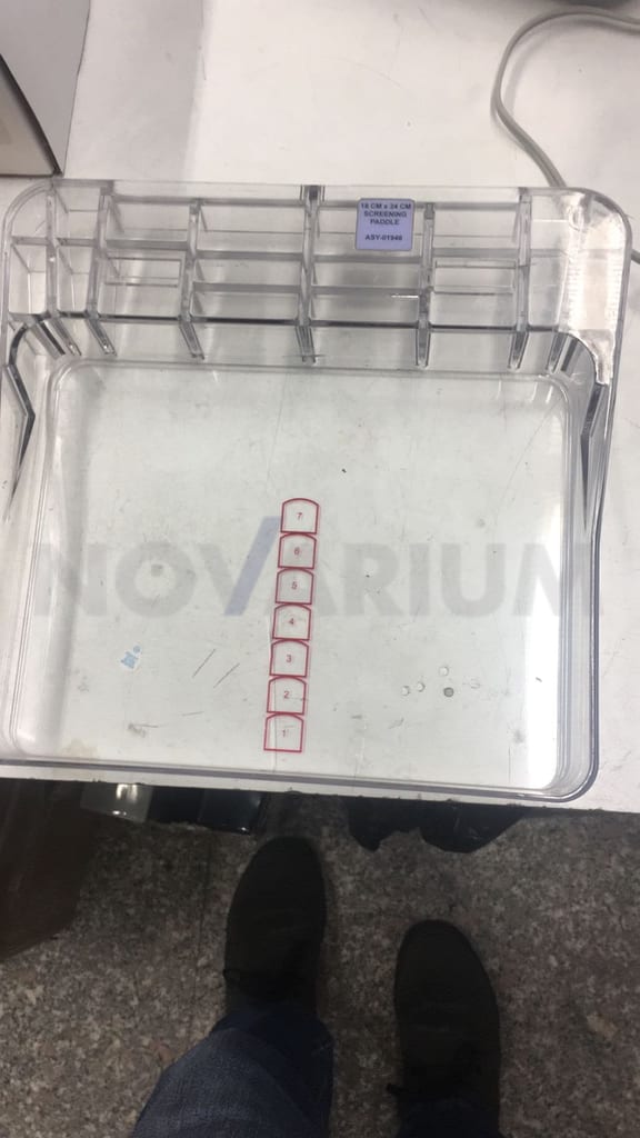 Hologic ASY-01946 - Compressor Paddle 18x24cm (2).jpg